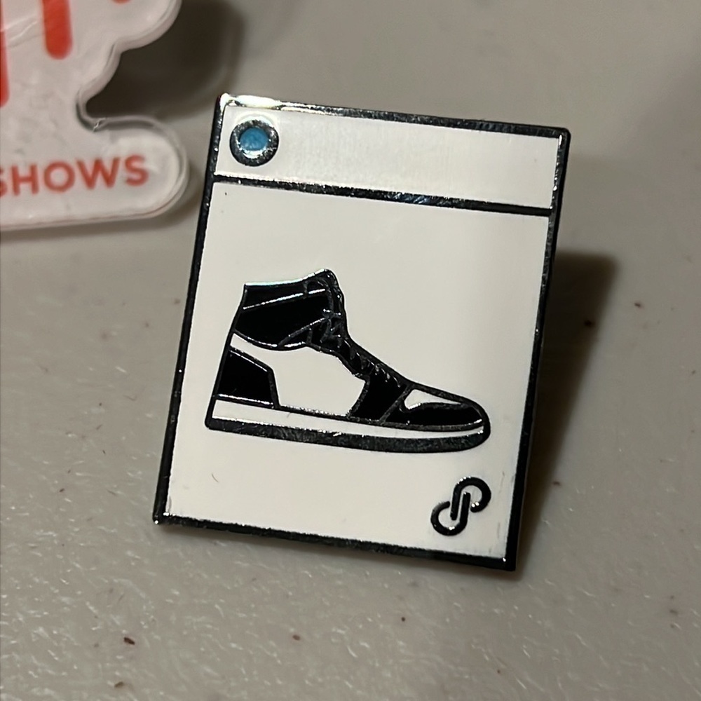 Poshmark Pins - Picture 7 of 9